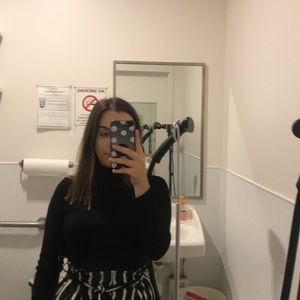 Meet your Posher, Alison